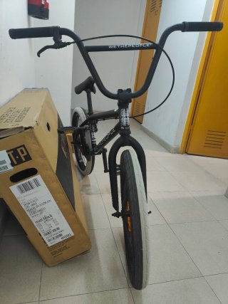 Bici BMX Freestyle Negra