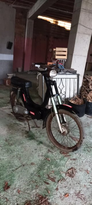 Vespino GL 1976 clásica con documentación original