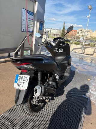 Honda PCX 125cc 2025 Negra