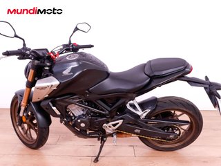 HONDA CB 125 R