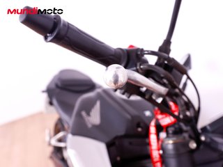 HONDA CB 125 R