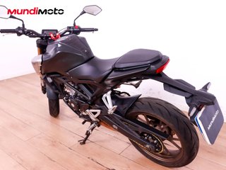 HONDA CB 125 R