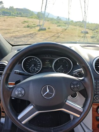 Mercedes-Benz ML 2011