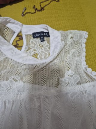 Blusa blanca de encaje