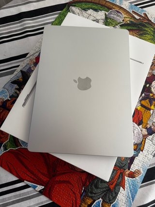 MacBook Air 15 M4 2025