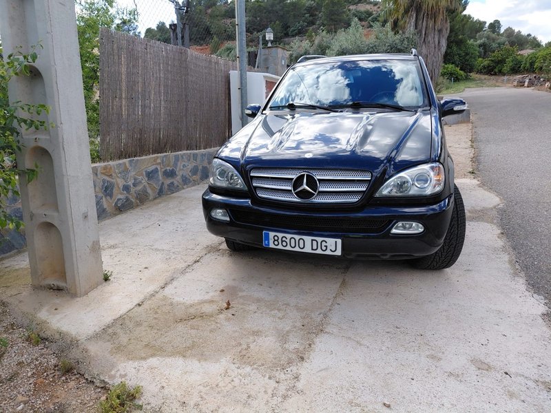 Mercedes-Benz Clase M 2005 - foto 1