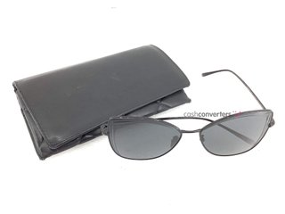 gafa de sol señora chanel 4253