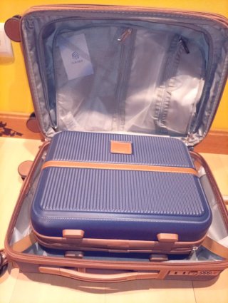 Maleta de cabina FUEGER azul y neceser