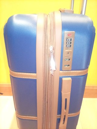 Maleta de cabina FUEGER azul y neceser