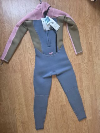 Traje de surf Roxy niña talla 10G