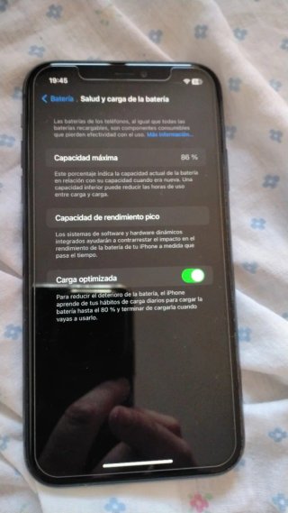 iPhone 11 Negro en muy buen estado sin arañazos