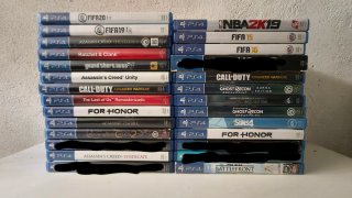 Confezione 24 Giochi PS4 (GTA V, L'Ultimo di Noi...)