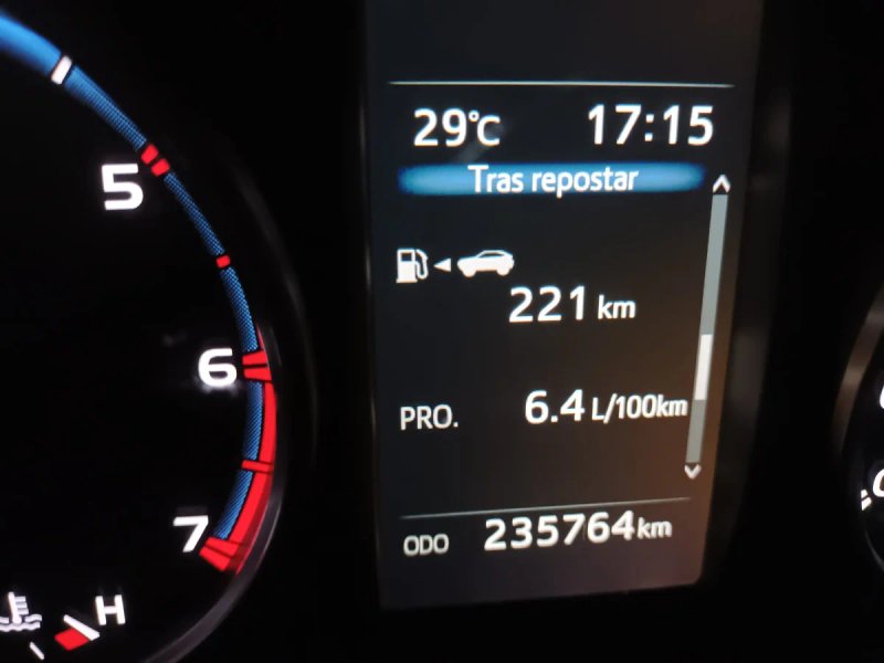Toyota RAV4 2016 - foto 1