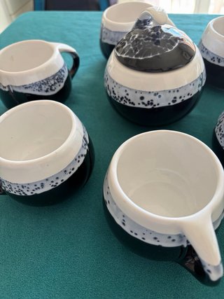 Juego de tazas con azucarero