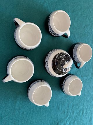 Juego de tazas con azucarero