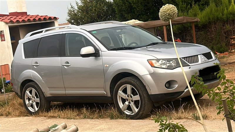 Mitsubishi Outlander 2007 - foto 1