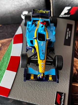Renault R24 Jarno Trulli 2004 - Die Cast 1:43