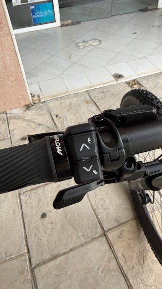 Bicicleta Amflow PR Carbon 800w 2027