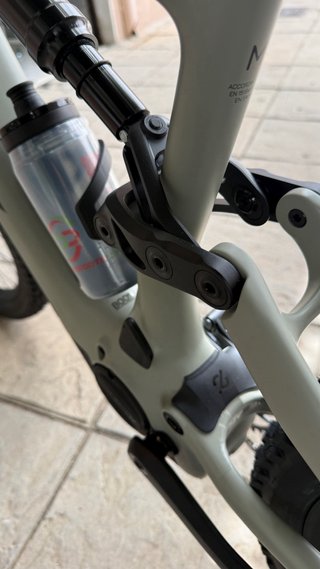 Bicicleta Amflow PR Carbon 800w 2027