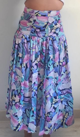 Falda midi estampada floral