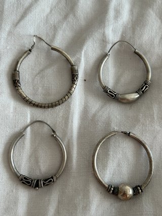 lote 4 pendientes de aro sueltos de plata de ley