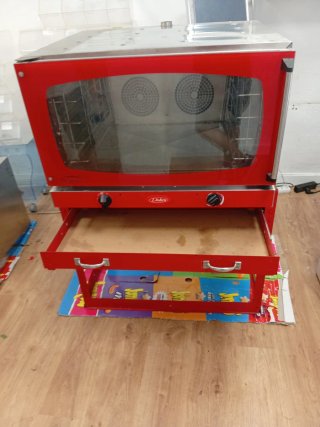 Horno profesional rojo Dobra