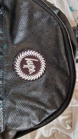 Zaino Hype nero e multicolor