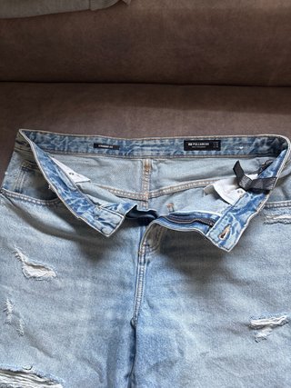 Pull and Bear Shorts Vaqueros Desgastados