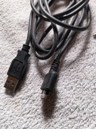 Lote cables y ventilador Akasa