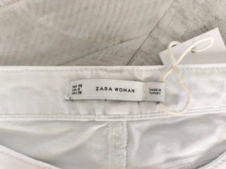 Pantalón blanco Zara tobillero