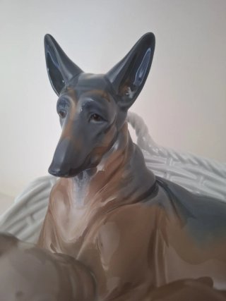 COLECCIONISTAS! Lladró Linda con su cachorro