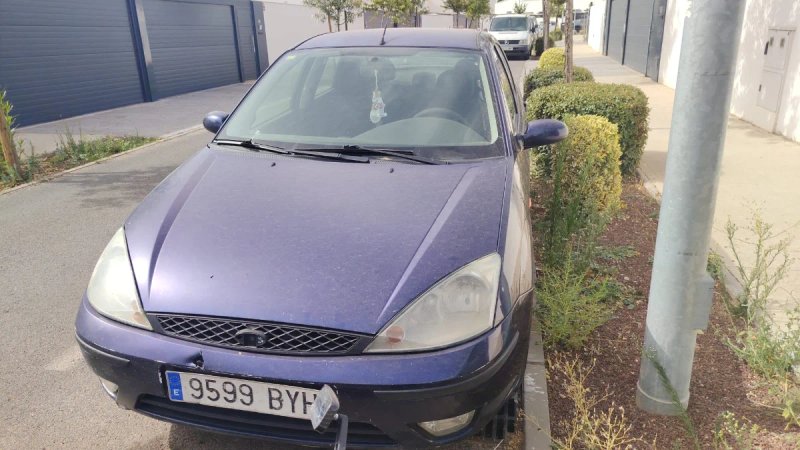 Ford Focus 2002 - foto 1