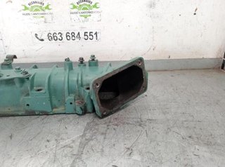 Volvo 22117600 27384 colector admisión fh 113646