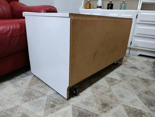 MUEBLE AUXILIAR BLANCO 2 PUERTAS