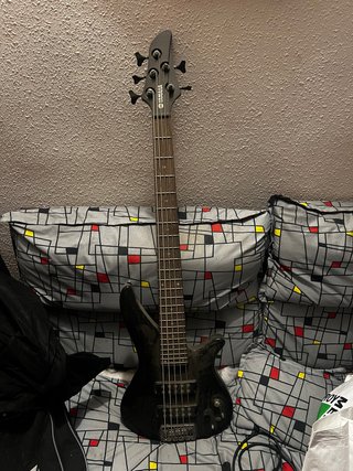 Bajo Yamaha RBX375