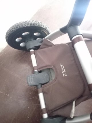 Silla Joolz reversible reclinable y capazo moisés
