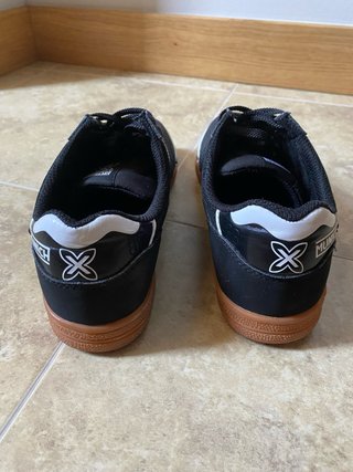 Zapatillas Munich Talla 37 Negras Blancas