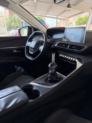 Peugeot 5008 2017