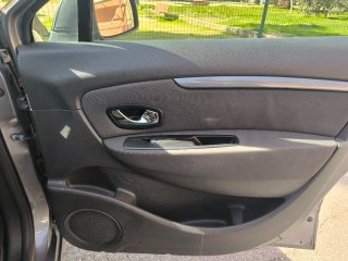 Renault Grand Scenic 2016