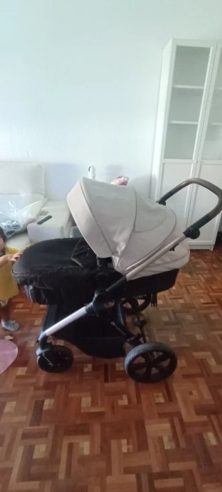 Carrito Kinderkraft Moov2 + Accesorios
