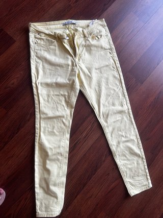 Pantalón vaquero elástico amarillo T.40