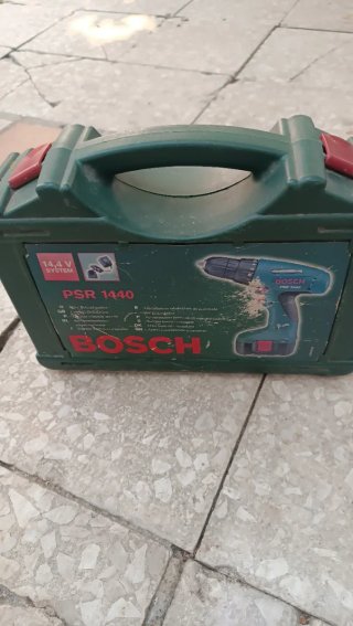 Taladro Bosch PSR 1440 con maletín