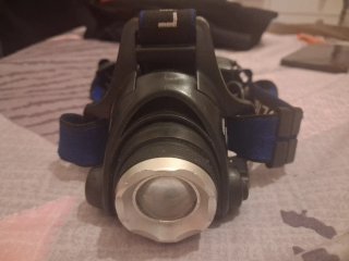 Linterna frontal LED recargable 10W
