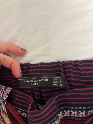 Pantalones sueltos estampados
