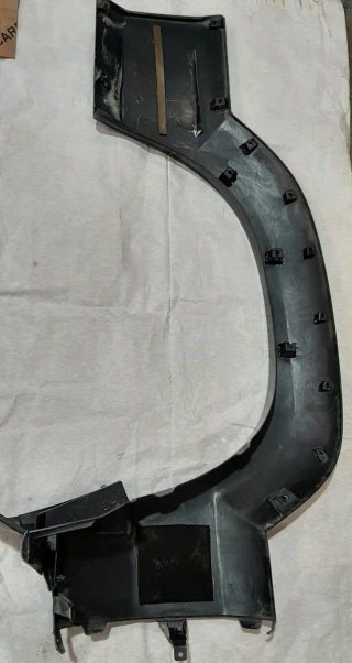 Aletín trasero Toyota Land Cruiser J12