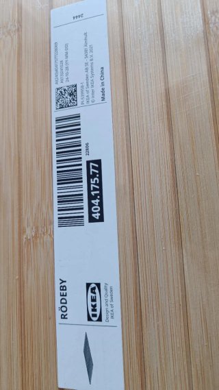 RÖDEBY, bandeja reposabrazos bambú de Ikea