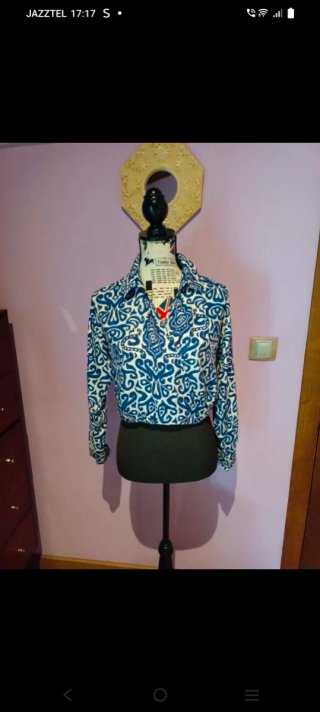 Camisa Crop Zara Azul y Blanco