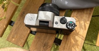 Cámara 4K Ultra HD con funda