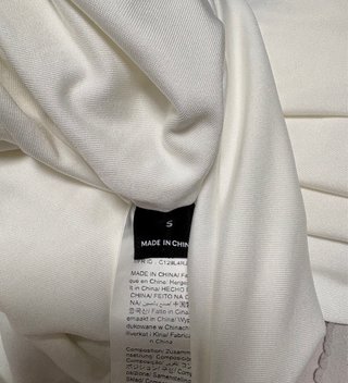 Vestido blanco asimétrico fruncido