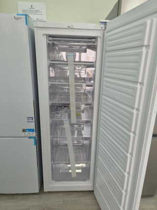 ok. ofz 541 e w congelador vertical 242 litros